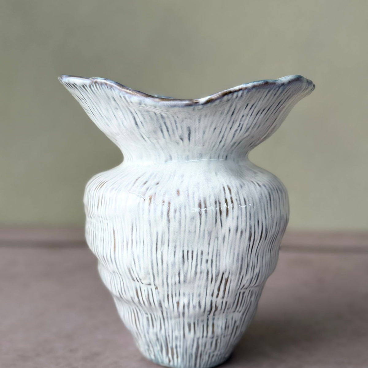 Karluka Vase