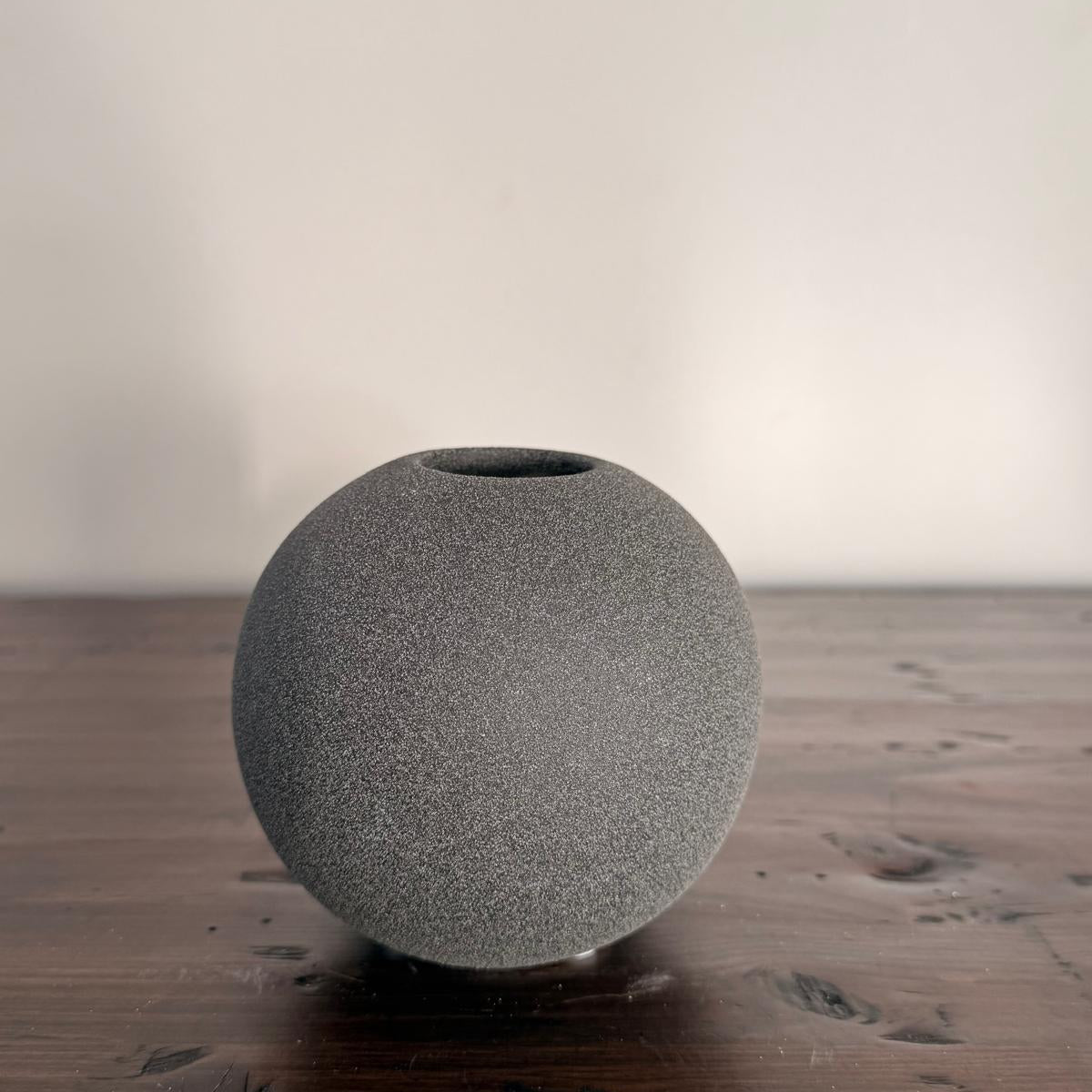 Pilu Vase round