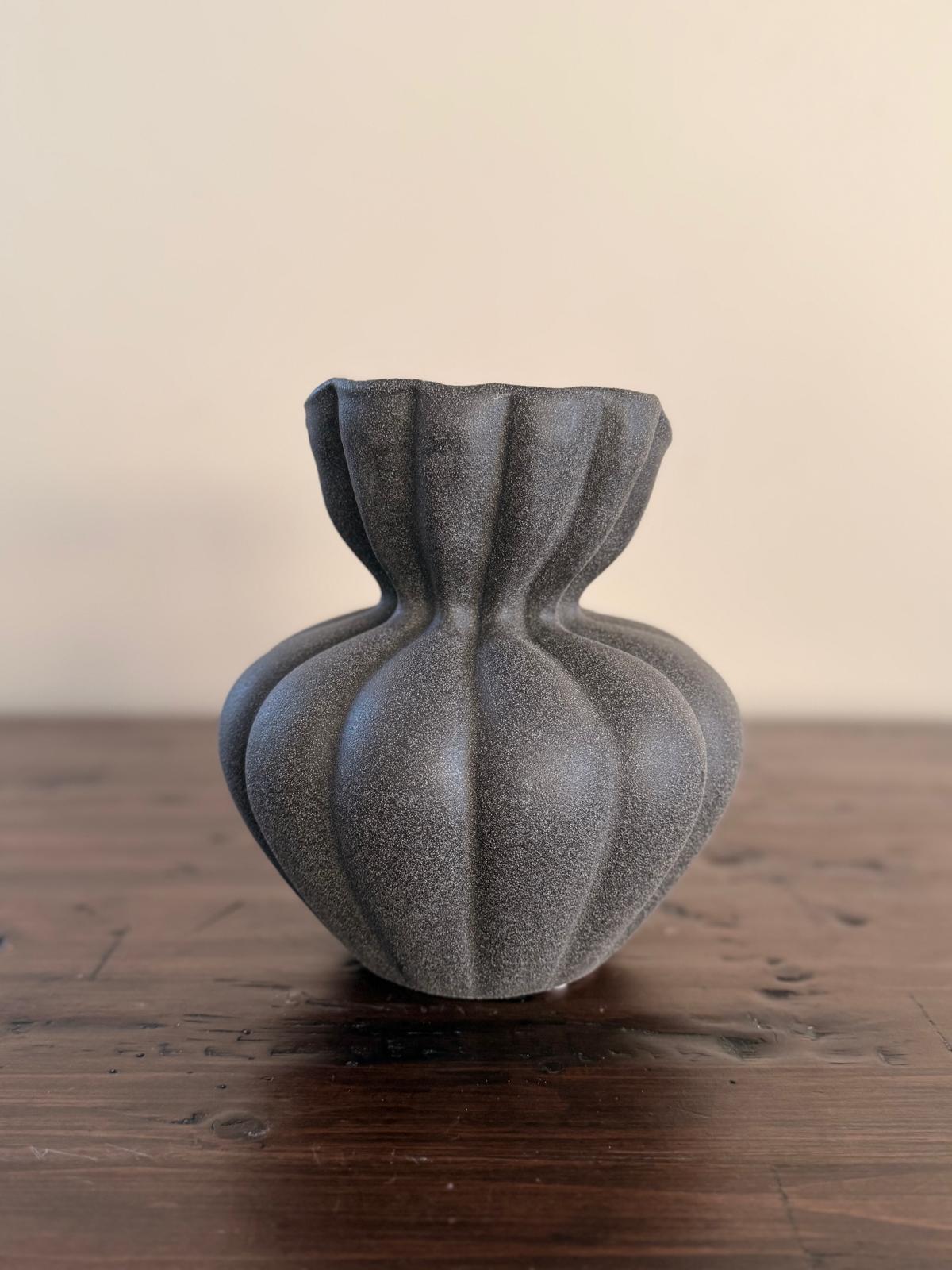 Basma Vase small